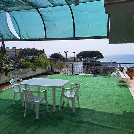 לינה וארוחת בוקר פאלינורו Terras מראה חיצוני תמונה